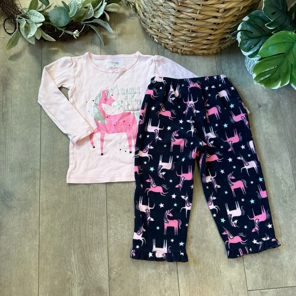 Carter’s Unicorn Theme Toddler Girl’s Pajamas Set “I Sparkle in my Sleep”